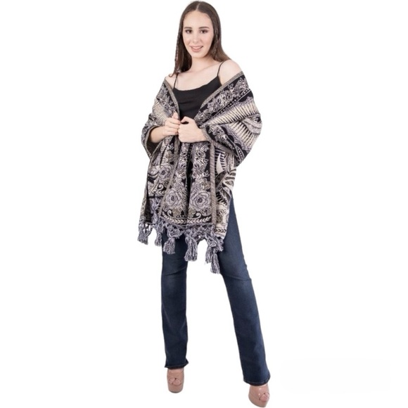 Our Lady of Guadalupe Baroque Shawl Scarf - Picture 5 of 11